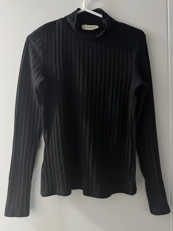Suéter de manga larga negro talla S - Comprar en Lima Perú | Fancy Shops