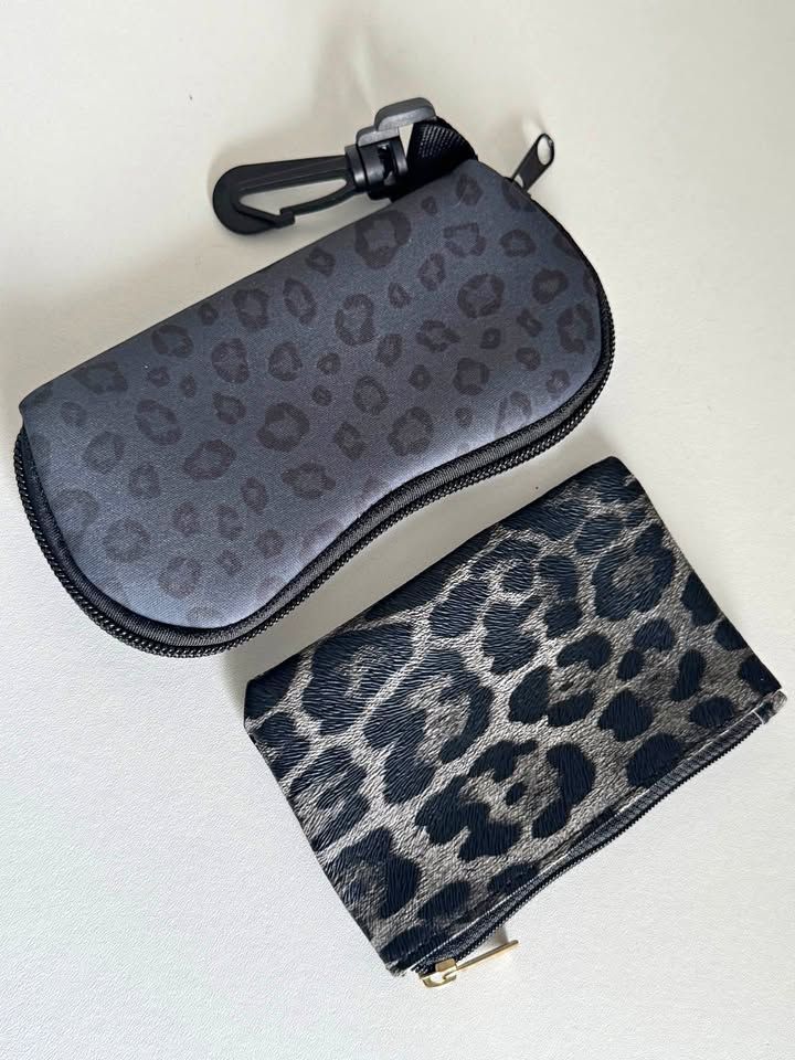 Monedero + Estuche de lentes Animal Print - Correas y Accesorios | Comprar Online Lima