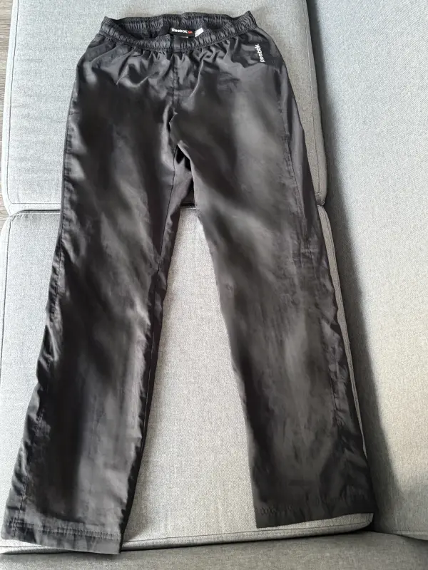 Conjunto Deportivo Casaca y Pantalón talla S - Imagen 3