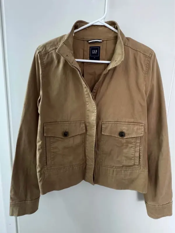 Casaca camel talla M - Comprar en Lima Perú | Fancy Shops