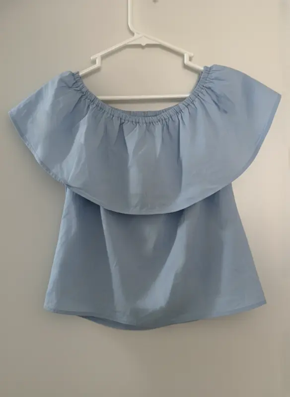 Blusa elegante top lino descubierto celeste talla S - Imagen 2