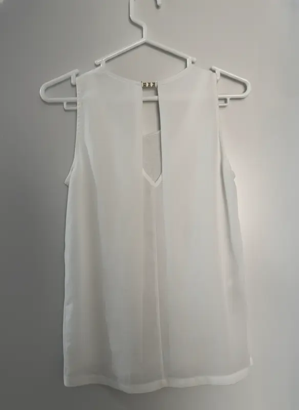 Blusa blanca talla XS - Imagen 2
