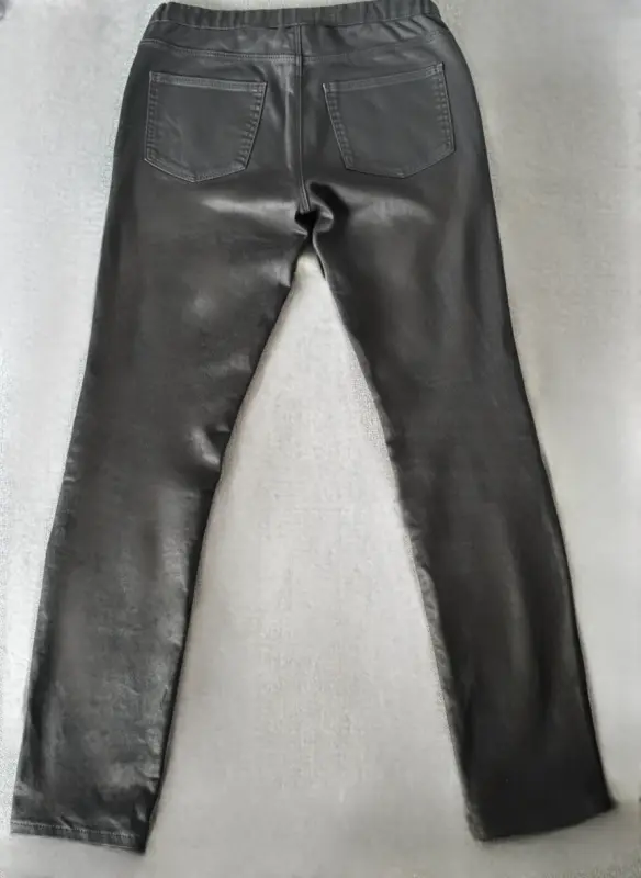 Pantalón negro talla 26 - Imagen 2