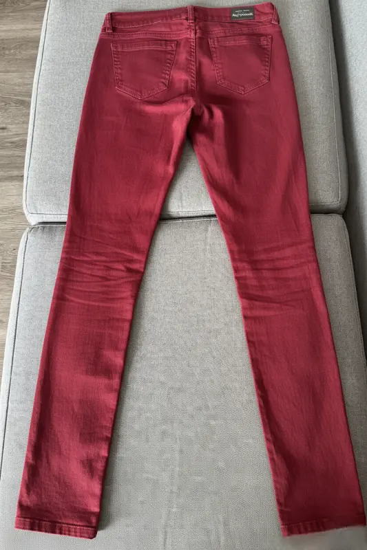Pantalón vino talla 30 - Imagen 2