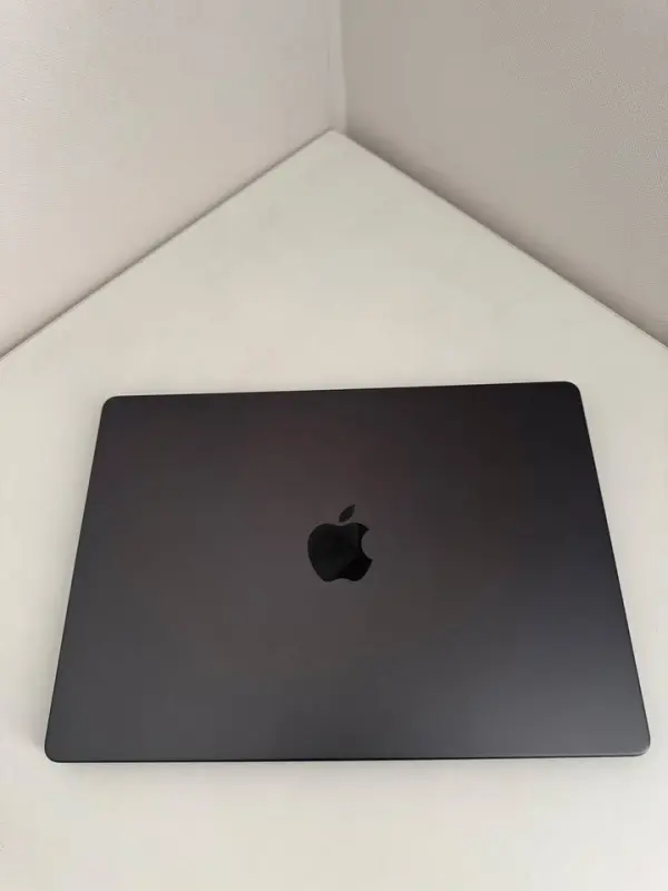 Macbook Pro 14 M4 Chip 16gb Ram 512gb SSD - Imagen 2