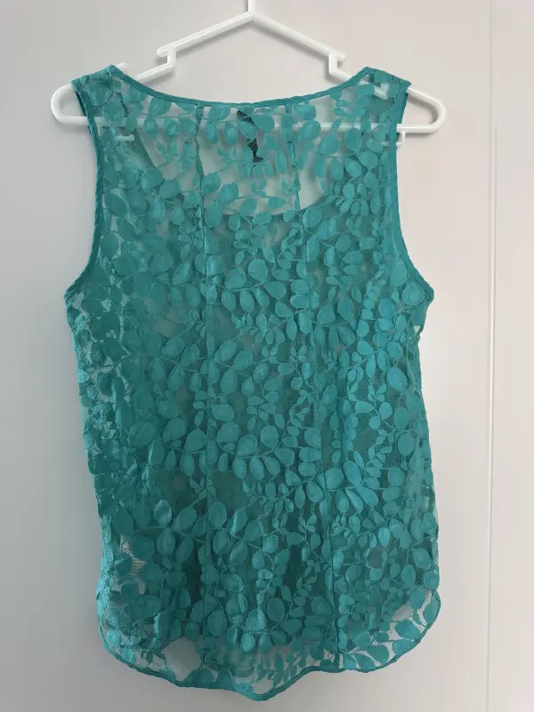 Blusa manga cero verde talla S - Imagen 2