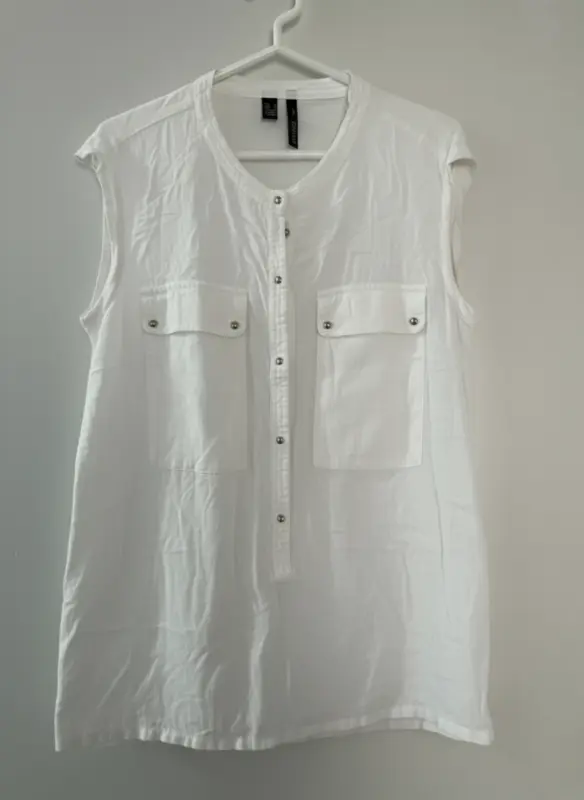 Blusa manga cero blanco talla M - Comprar en Lima Perú | Fancy Shops